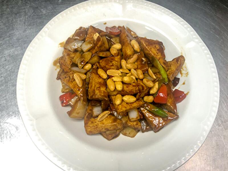 (Lunch).Kung Pao Tofu (Spicy)