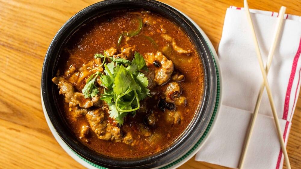 L8. Chicken in Szechuan Hot & Numbing Sauce (Lunch)