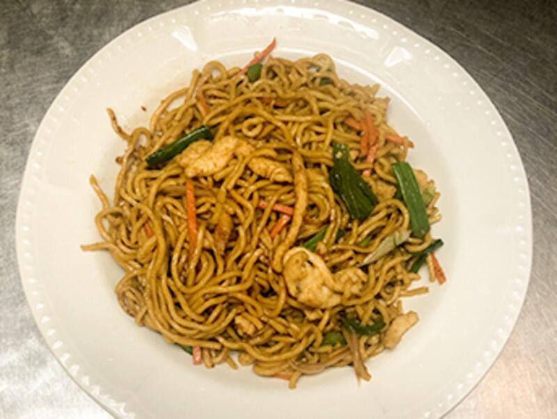 26. Chicken Lomein