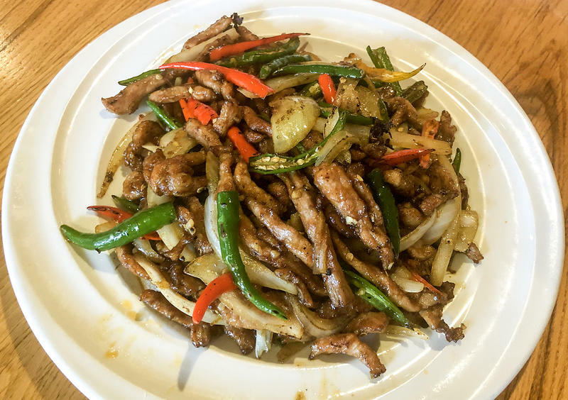 46. Stir-Fried Shredded Pork w. Thai Chili (Spicy)x5